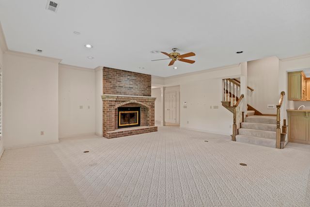5418 S Castlebay Drive, Springfield, MO 65809