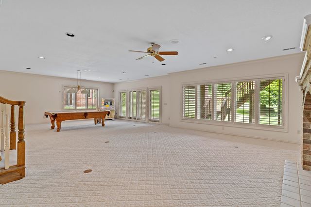5418 S Castlebay Drive, Springfield, MO 65809