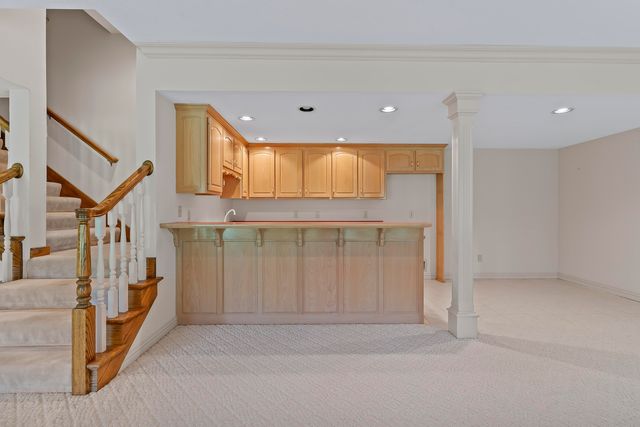 5418 S Castlebay Drive, Springfield, MO 65809