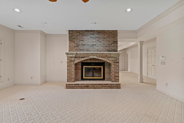 5418 S Castlebay Drive, Springfield, MO 65809