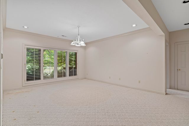 5418 S Castlebay Drive, Springfield, MO 65809