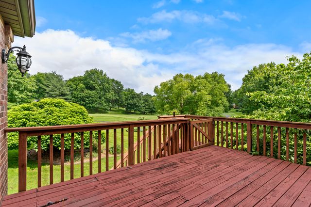 5418 S Castlebay Drive, Springfield, MO 65809
