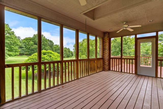 5418 S Castlebay Drive, Springfield, MO 65809