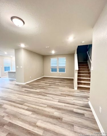 4955 Usaa Blvd Unit 16, San Antonio, TX 78240