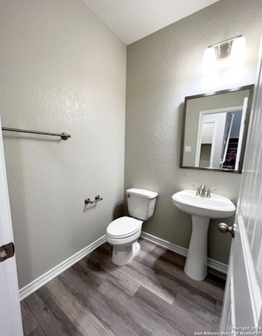 4955 Usaa Blvd Unit 16, San Antonio, TX 78240