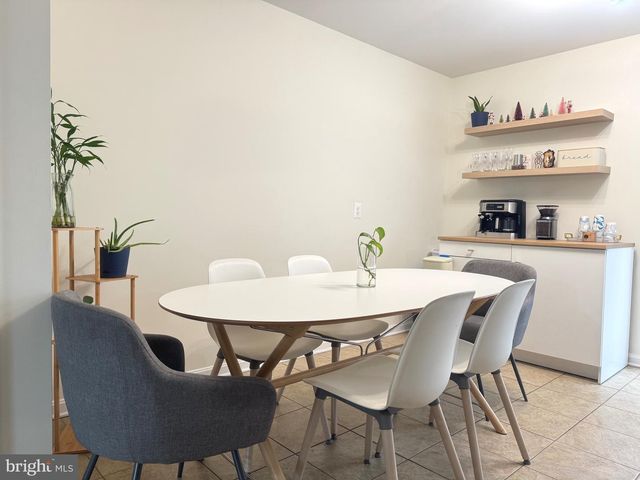 4659 CHARLTON CT, Woodbridge, VA 22193