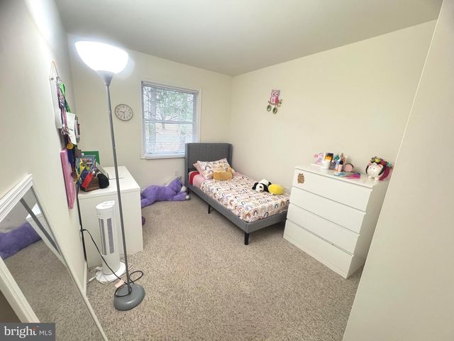 4659 CHARLTON CT, Woodbridge, VA 22193