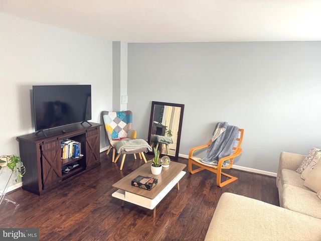 4659 CHARLTON CT, Woodbridge, VA 22193