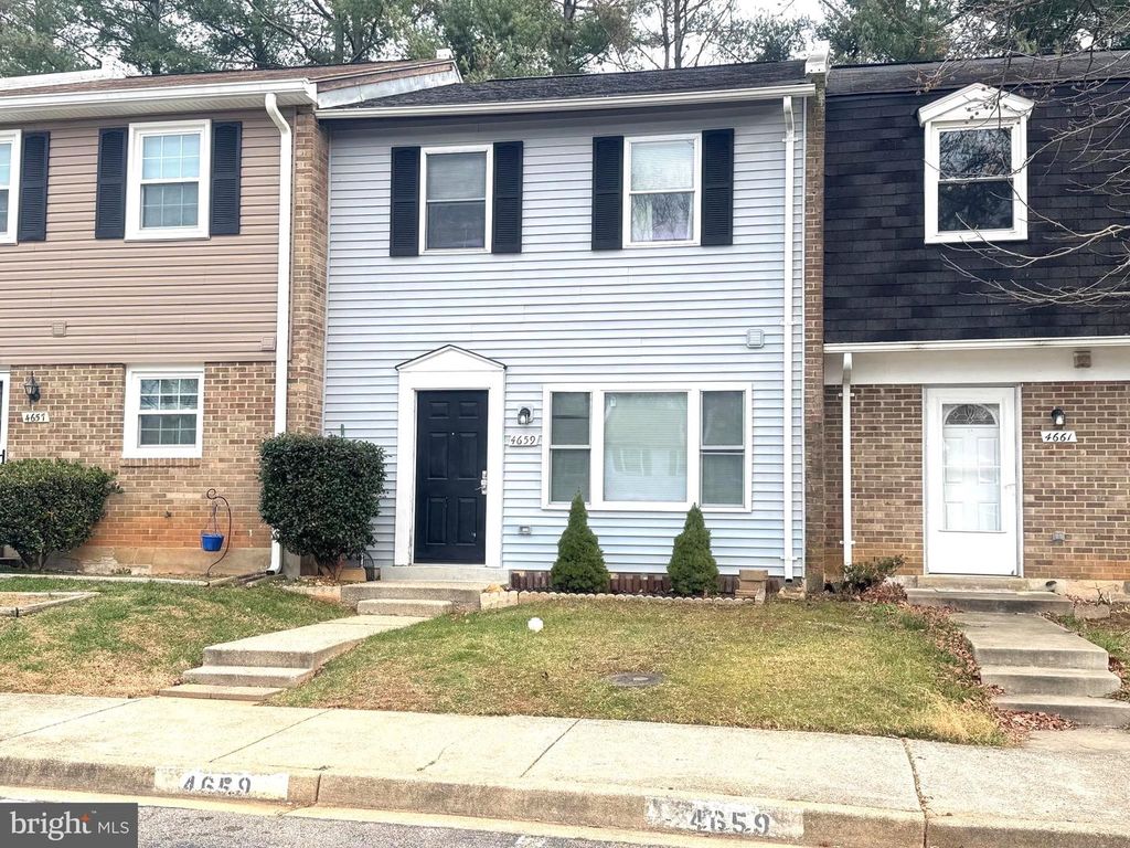 4659 CHARLTON CT, Woodbridge, VA 22193