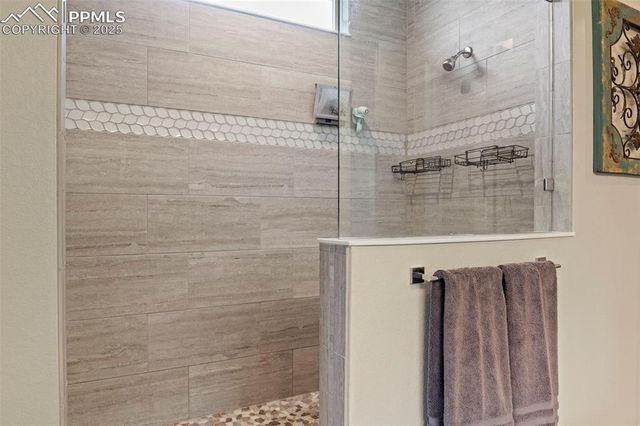 6698 Enclave Vista Loop, Colorado Springs, CO 80924