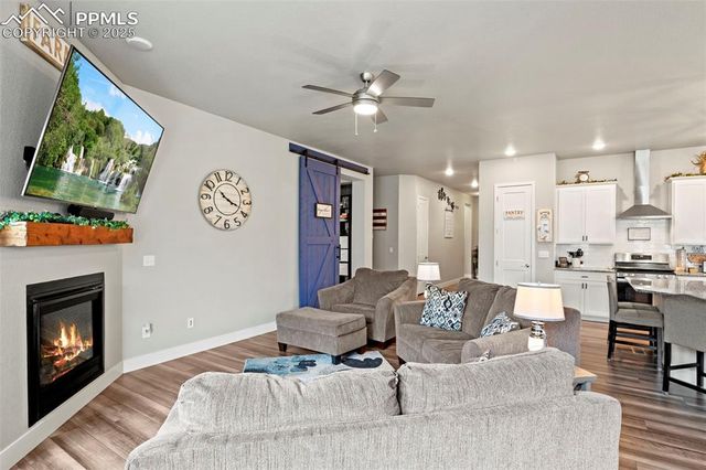 6698 Enclave Vista Loop, Colorado Springs, CO 80924