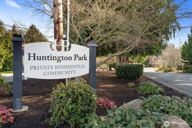 24830 12th Avenue S, Des Moines, WA 98198