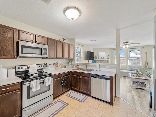 1928 Riverchase Lane, Justin, TX 76247