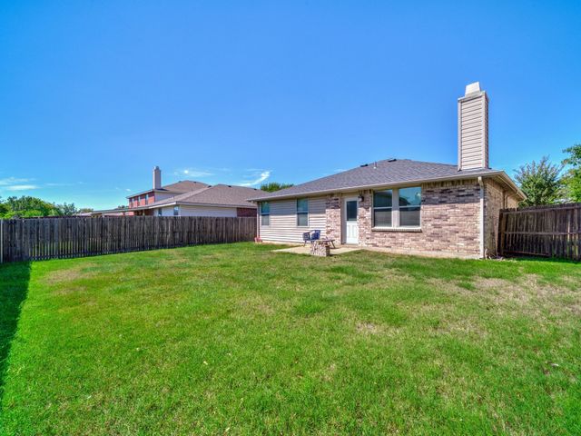 1928 Riverchase Lane, Justin, TX 76247