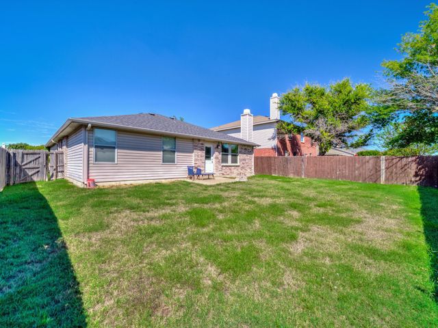 1928 Riverchase Lane, Justin, TX 76247