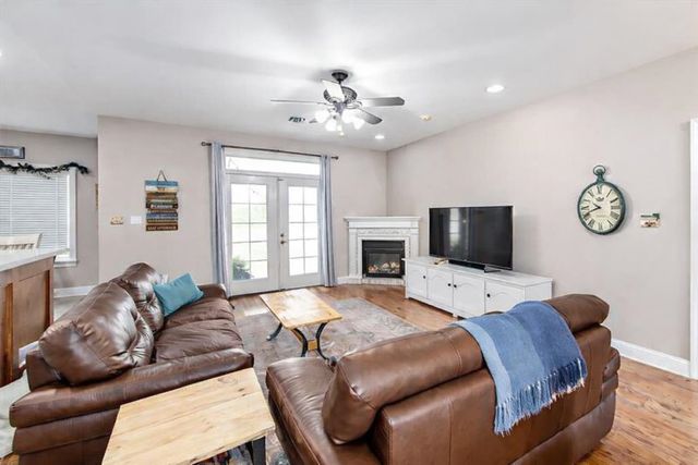 316 Aspen Dr, Raceland, LA 70394