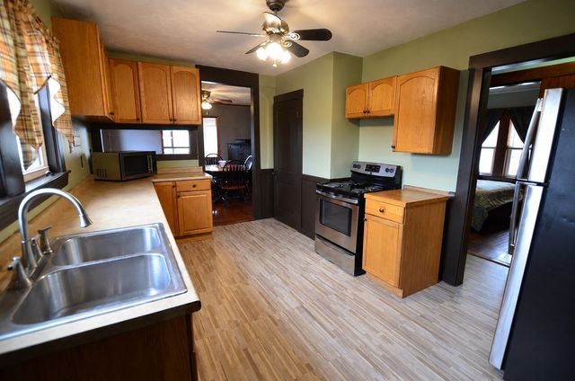 21 Avalon St, Stoughton, MA 02072