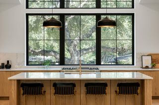 1001 Bluebonnet LN, Austin, TX 78704