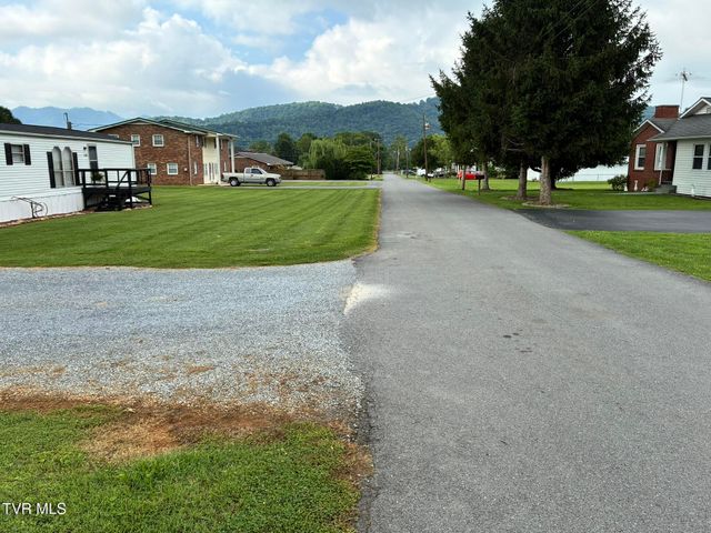 138 Ford Lane, Elizabethton, TN 37643