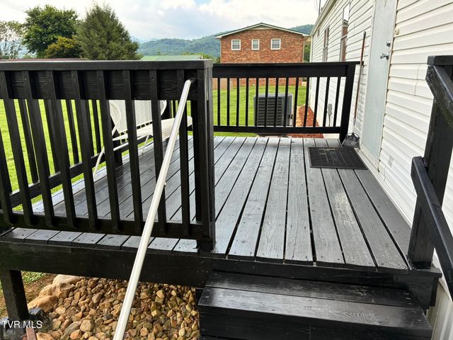 138 Ford Lane, Elizabethton, TN 37643