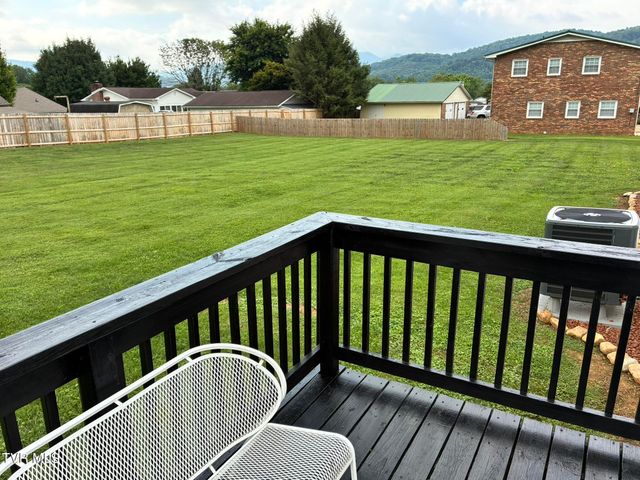 138 Ford Lane, Elizabethton, TN 37643