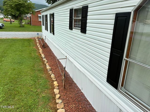 138 Ford Lane, Elizabethton, TN 37643