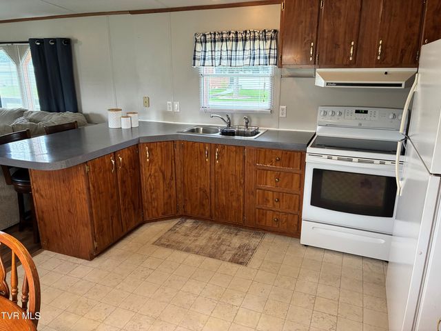 138 Ford Lane, Elizabethton, TN 37643
