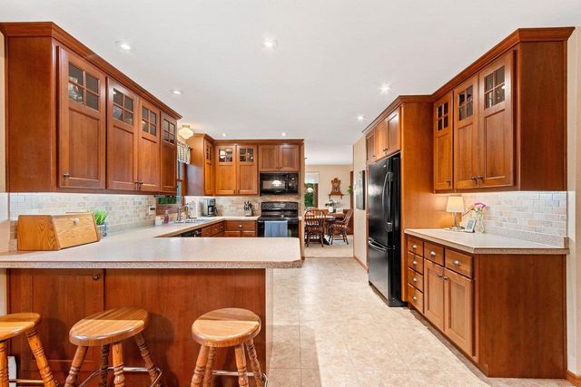 5495 N MAPLE HEIGHTS CIRCLE, Sturgeon Bay, WI 54235