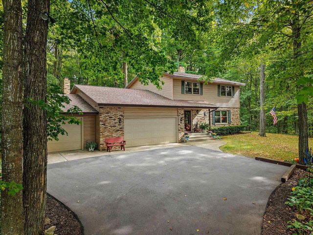 5495 N MAPLE HEIGHTS CIRCLE, Sturgeon Bay, WI 54235