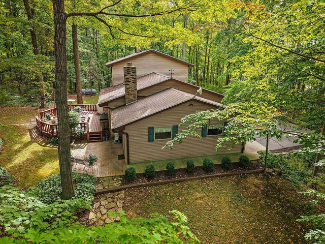 5495 N MAPLE HEIGHTS CIRCLE, Sturgeon Bay, WI 54235