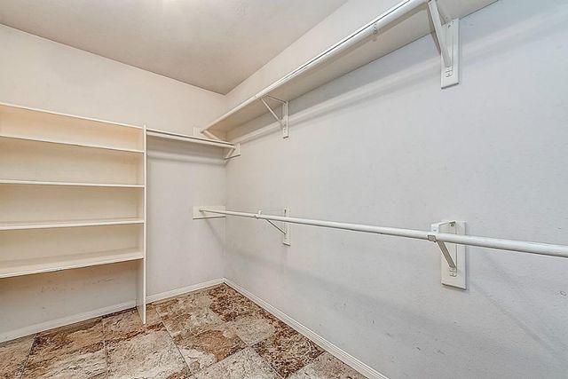 2910 Huntington Way, Pearland, TX 77584
