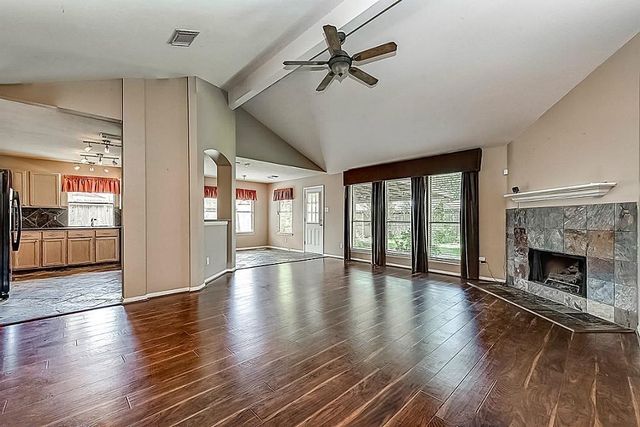 2910 Huntington Way, Pearland, TX 77584