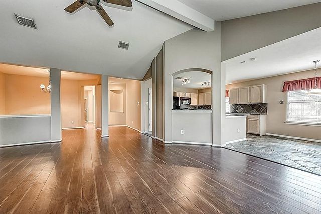 2910 Huntington Way, Pearland, TX 77584