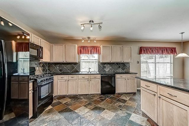 2910 Huntington Way, Pearland, TX 77584
