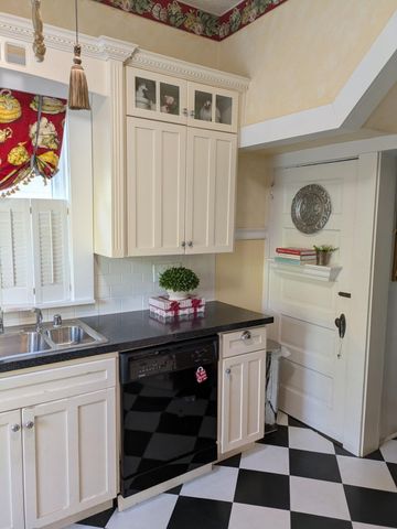 214 W Campbell Street, Frankfort, KY 40601