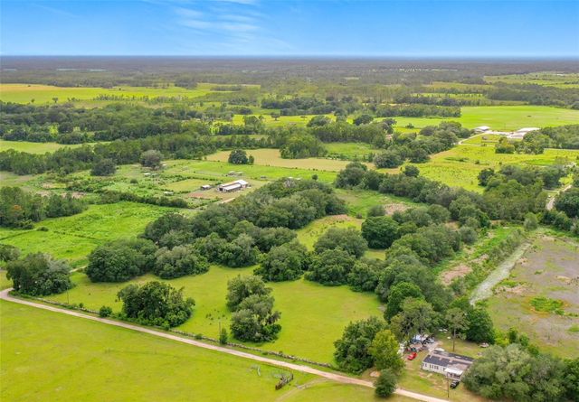 2736 EMPIRE CHURCH ROAD, Groveland, FL 34736