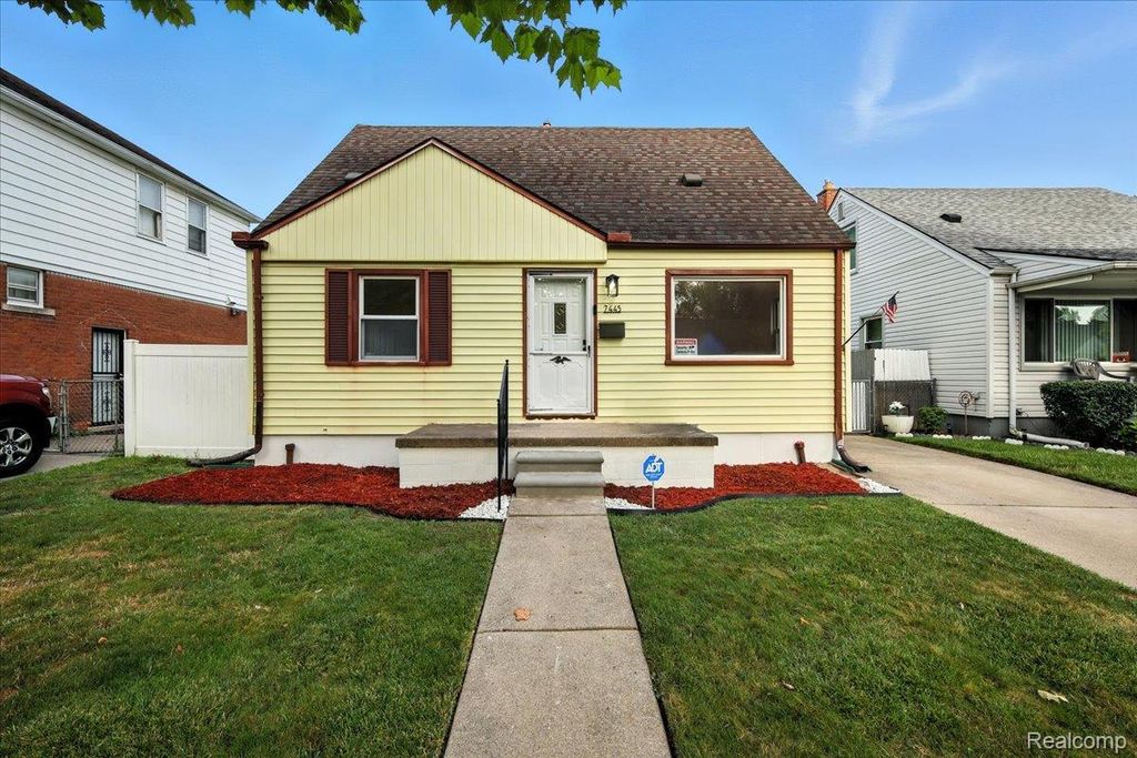 7445 Rockdale, Detroit, MI 48239