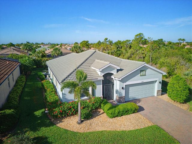 11697 SPOTTED MARGAY AVENUE, Venice, FL 34292