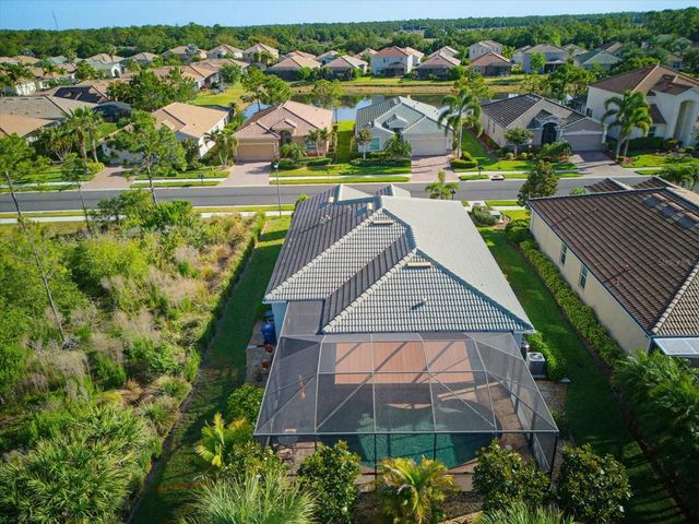 11697 SPOTTED MARGAY AVENUE, Venice, FL 34292
