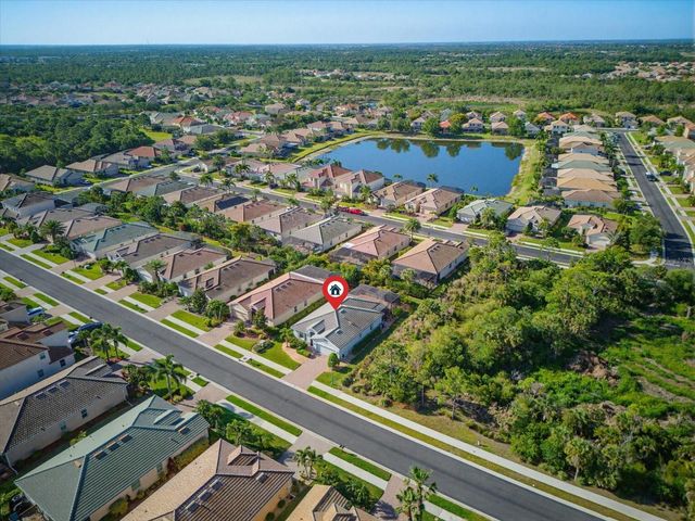 11697 SPOTTED MARGAY AVENUE, Venice, FL 34292