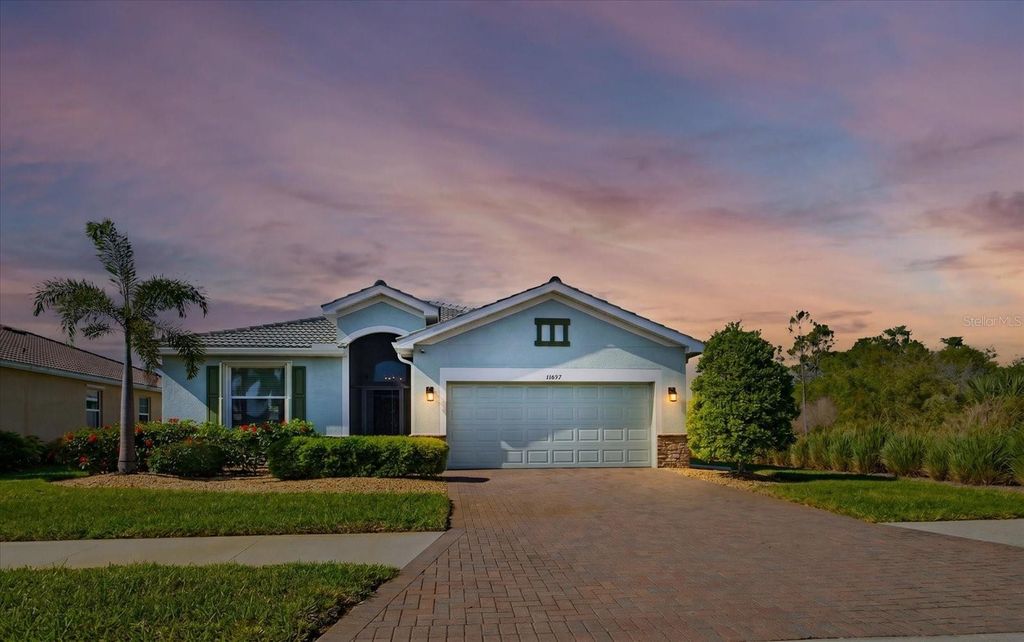 11697 SPOTTED MARGAY AVENUE, Venice, FL 34292