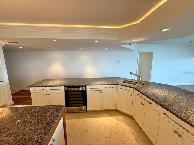 988 BLVD OF THE ARTS BOULEVARD 1617, Sarasota, FL 34236