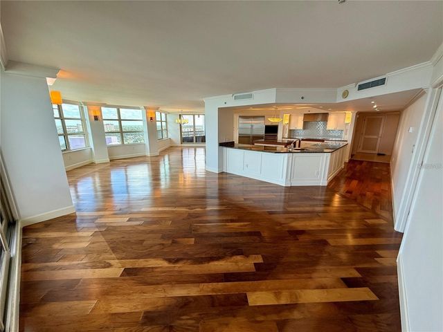 988 BLVD OF THE ARTS BOULEVARD 1617, Sarasota, FL 34236