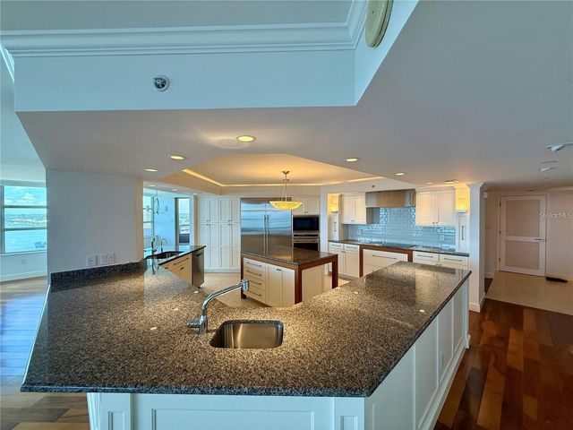 988 BLVD OF THE ARTS BOULEVARD 1617, Sarasota, FL 34236