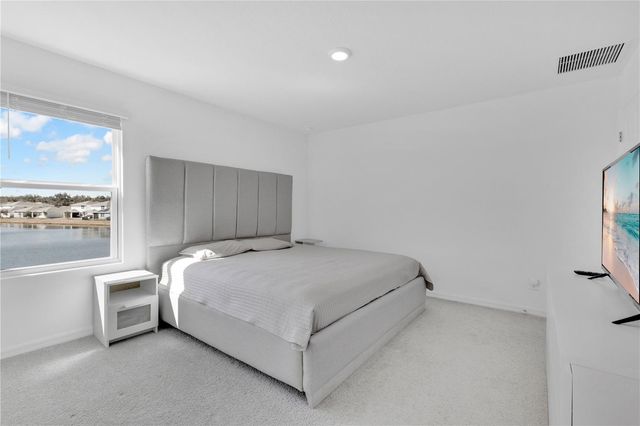 5018 ROYAL POINT AVENUE, Kissimmee, FL 34746