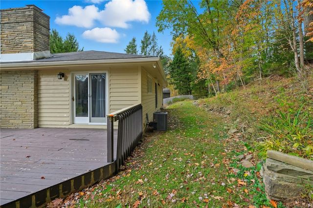 690 PEARCE MILL ROAD, Pine Twp, PA 15090