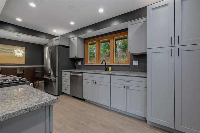 690 PEARCE MILL ROAD, Pine Twp, PA 15090