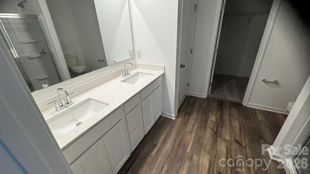 4060 Oxford Glen Drive OG 15, Claremont, NC 28610