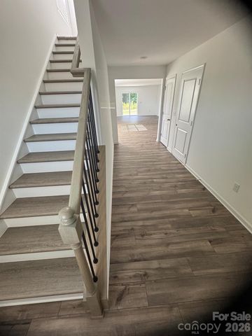 4060 Oxford Glen Drive OG 15, Claremont, NC 28610