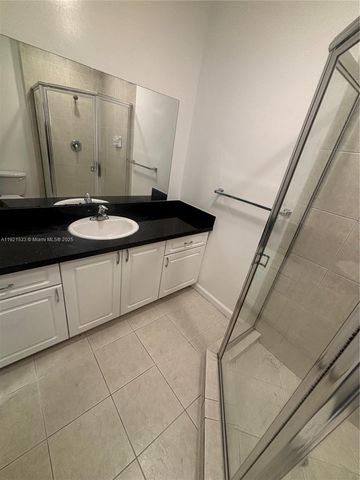 820 NW 2nd Ave 1, Fort Lauderdale, FL 33311